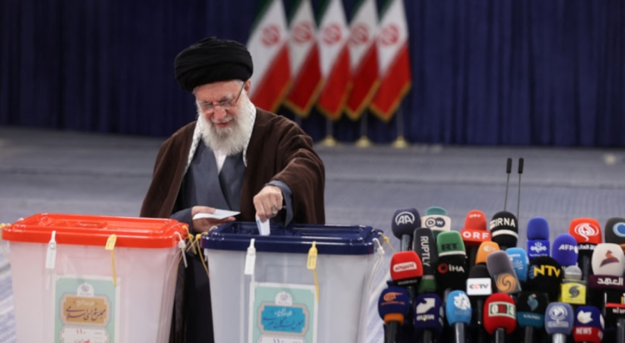 İran, parlamento seçimleri için sandık başına gitti