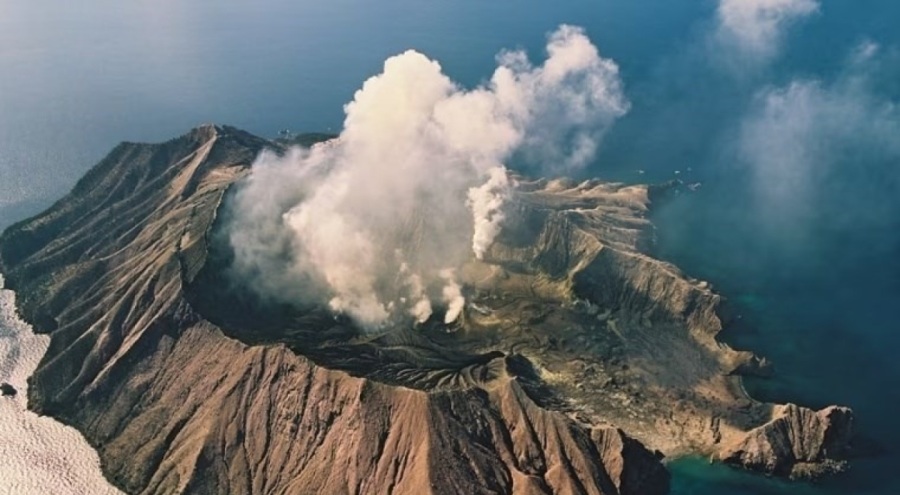 Tur şirketlerine 'yanardağ' cezası