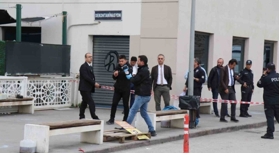 Hastane kafeteryasında silahlı saldırı!