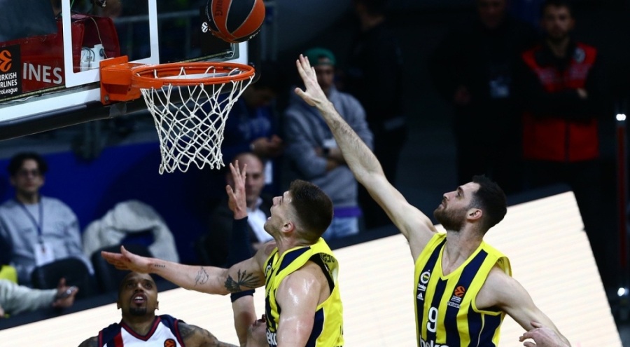 Tarihi gecede Fenerbahçe Beko galip!