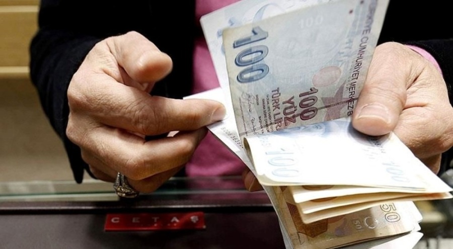 Emekliye 3 bin lira ikramiye TBMM'de kabul edildi