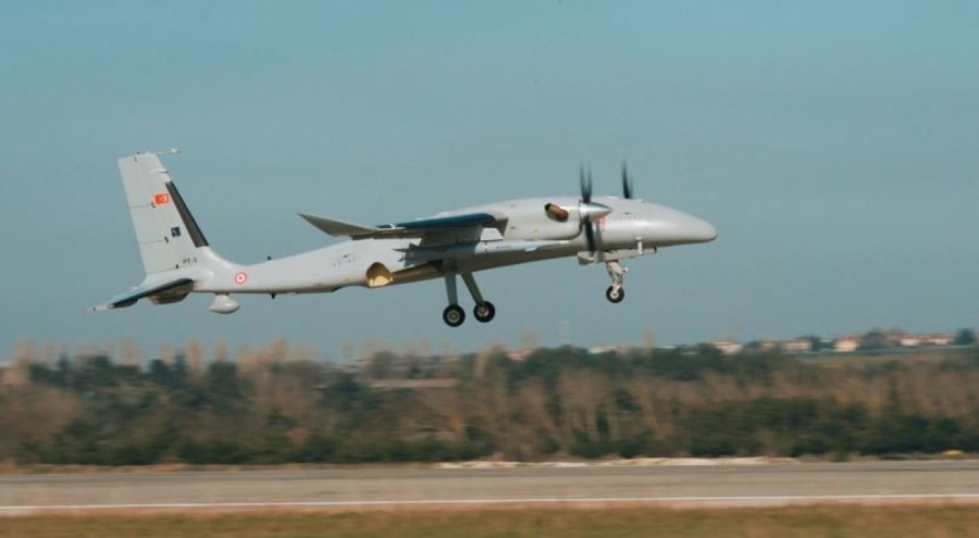 Bayraktar AKINCI İHA-230 süpersonik füzesiyle vurdu