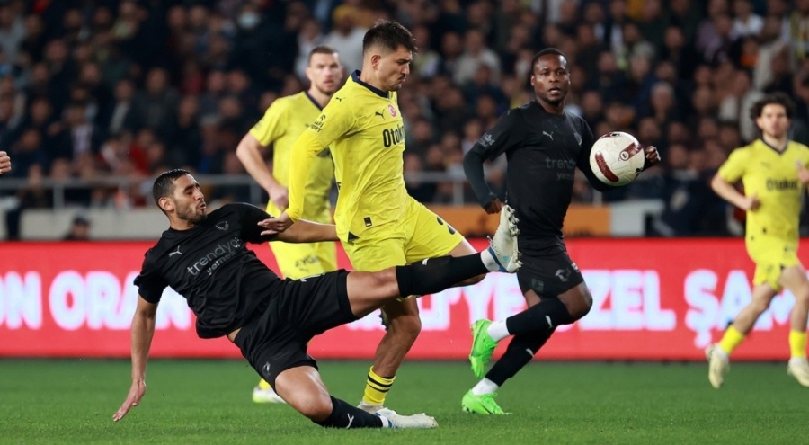 Fenerbahçe, Hatayspor karşısında 7 değişiklikle sahaya çıktı