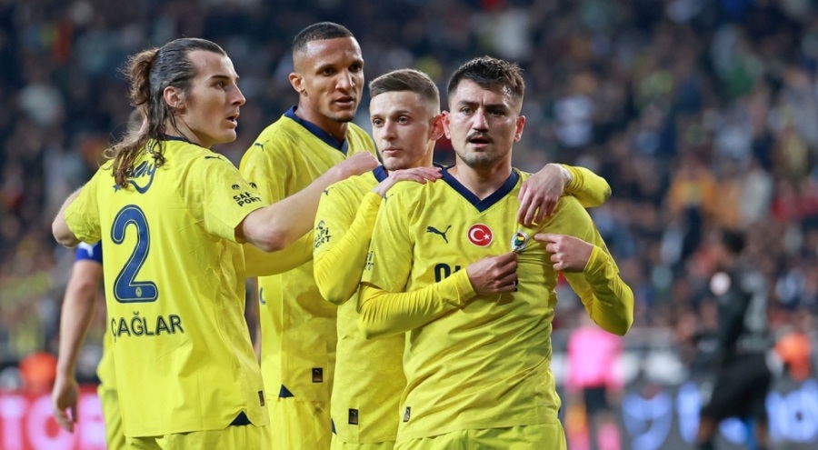 Fenerbahçe, deplasmanda rekora koşuyor