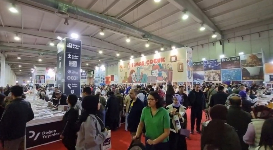 Bursa 21. Kitap Fuarı'na yoğun ilgi
