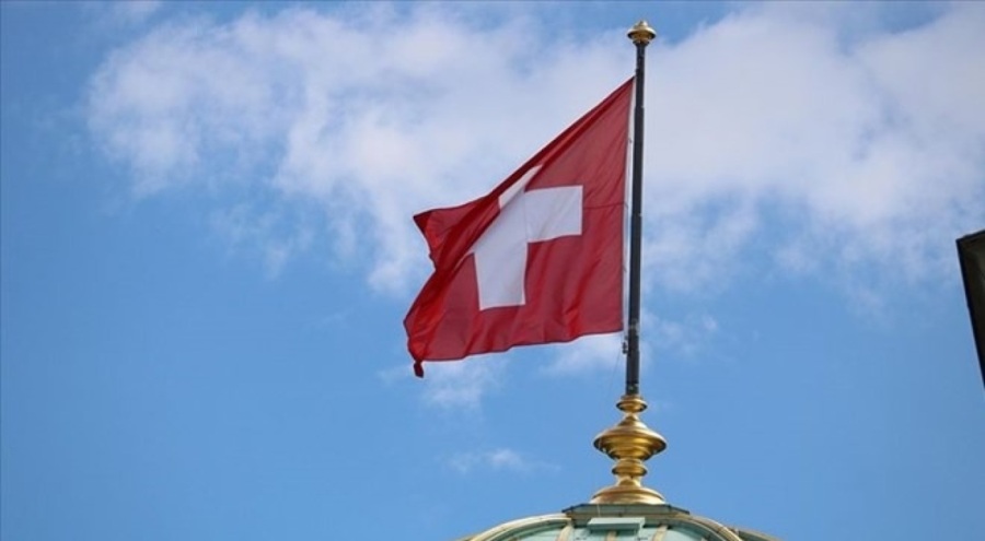 İsviçre'de emekliye yılda bir maaş ikramiye kararı onaylandı