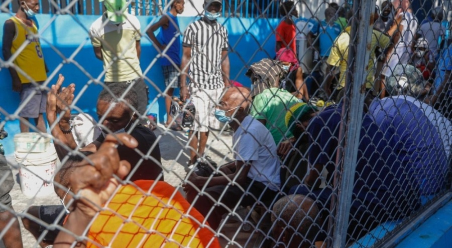 Haiti'de hapishaneye saldırı: 3 bin 600 mahkum firar etti