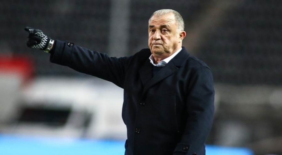 Fatih Terim ateş püskürdü! Yunanistan'da yine gündem oldu