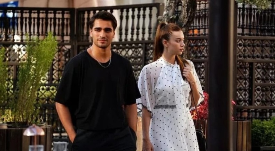 Mert Ramazan Demir ve Afra Saraçoğlu birlikte yaşayacak!