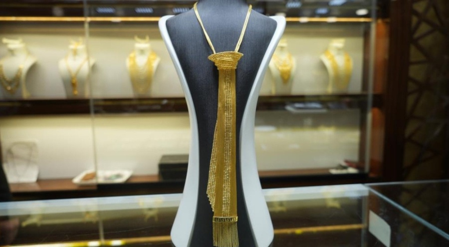 Kuyumcularda yeni moda; altın kravat!