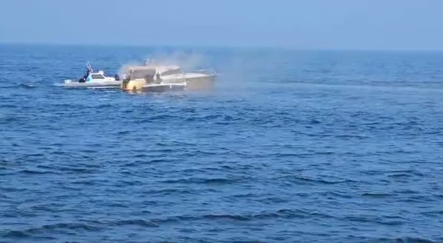 Bursa'da teknede yangın çıktı! 2 kişi kurtarıldı
