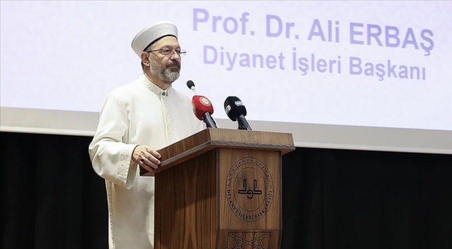 Erbaş, Diyanet Akademisi Başkanlığı 2. Dönem Aday Din Görevlileri Mesleki Eğitimi Açılış Töreni'ne katıldı