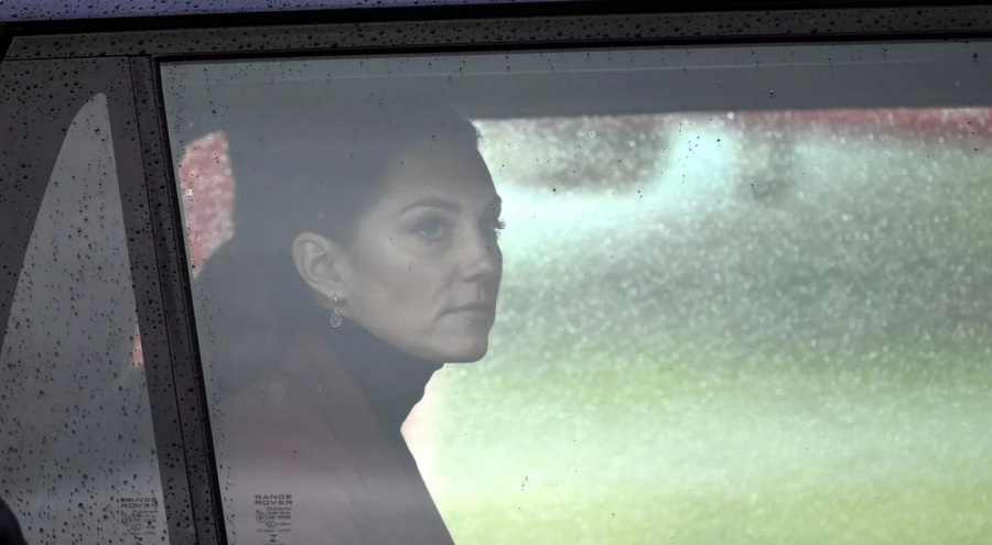 Aylar sonra ilk kez görüntülendi: Fotoğraftaki Kate Middleton mı?