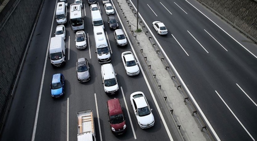 AYM, "araç satışı sonrası sigorta 15 gün devam eder" düzenlemesini iptal etti