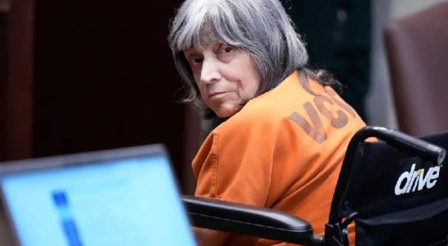 74 yaşındaki kadın genç sevgilisini öldürüp uzuvlarını kesti!