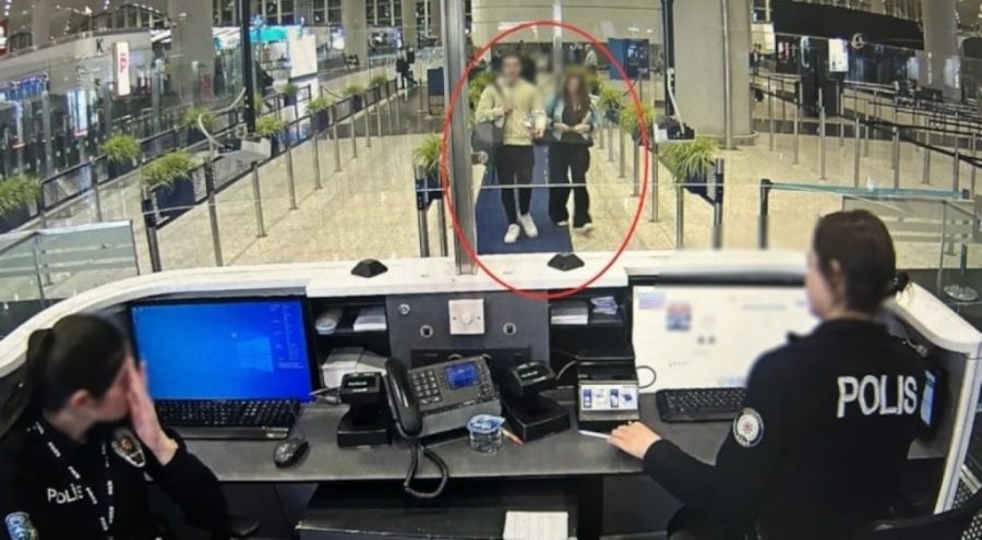 Lüks cip 5 kişiye çarptı, 1 ölü var! 16 yaşındaki sürücü Mısır'a kaçtı