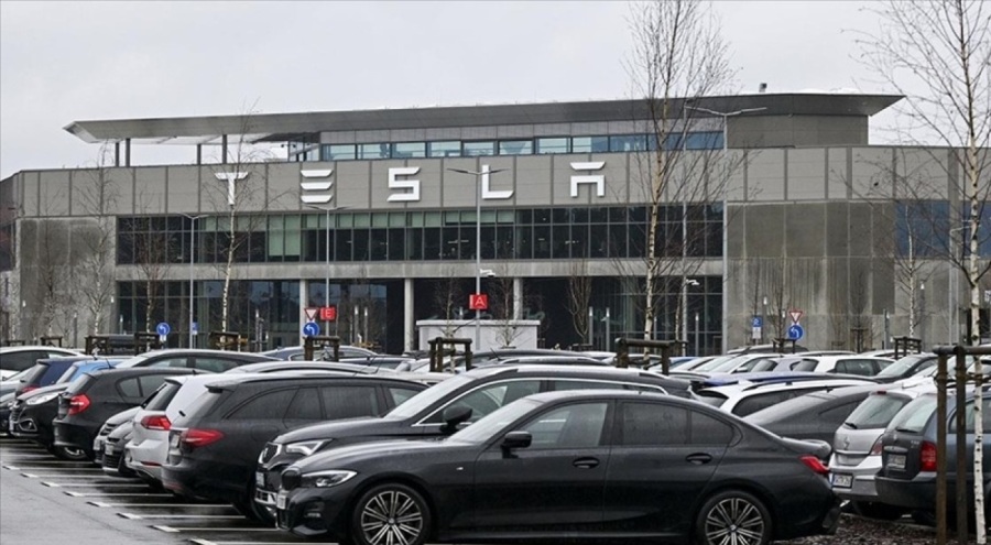 Tesla fabrikasında üretim durma noktasına geldi
