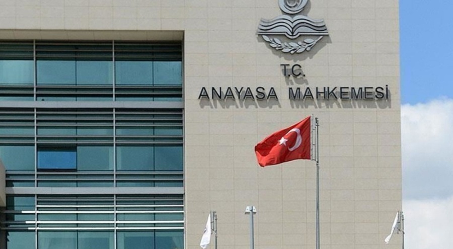 AYM'den 'babalık soybağının reddi' davası için dikkat çeken karar