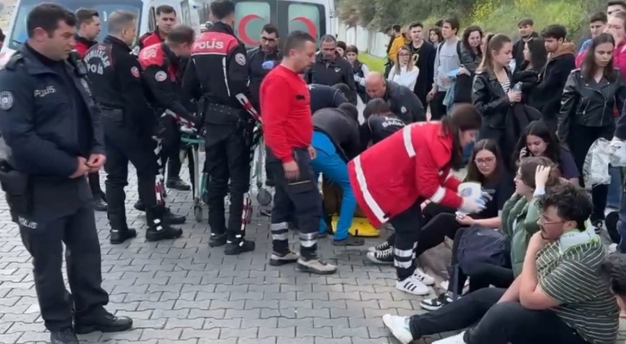 Halk otobüsü devrildi, çok sayıda yaralı var