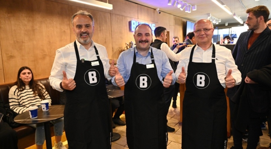 TBMM Sanayi Komisyonu Başkanı Mustafa Varank'tan B Kafe'ye ziyaret