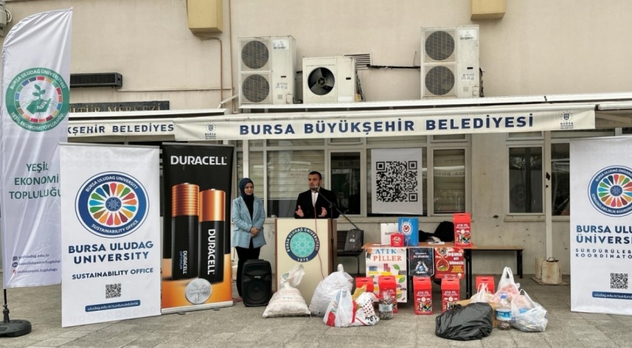 Bursa Uludağ Üniversitesi'nde Atık Pil Toplama etkinliğine destek