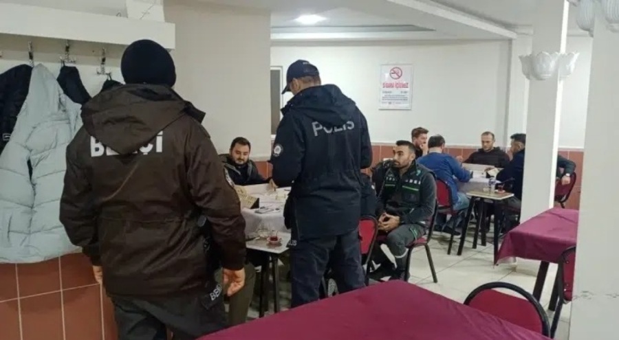 Balıkesir'de asayiş uygulamasında aranan 15 kişi yakalandı