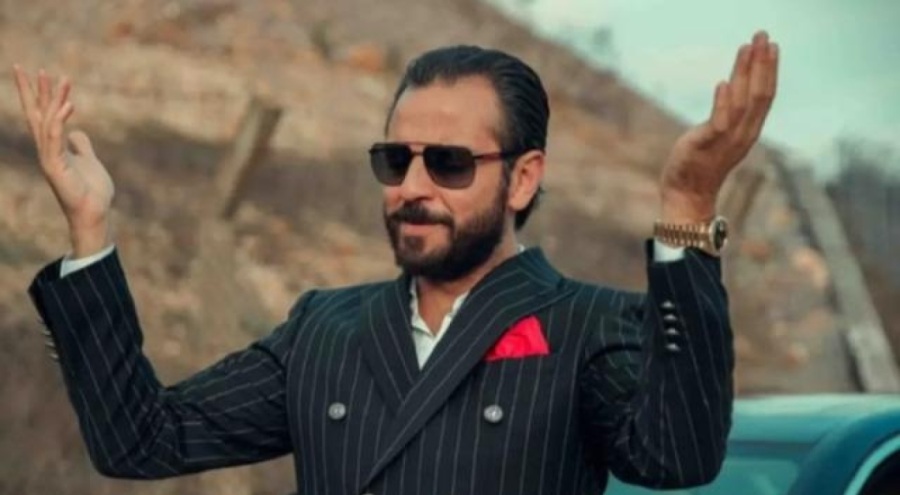 Erkan Kolçak Köstendil sokak fotoğrafçısının isteğini geri çevirmedi!