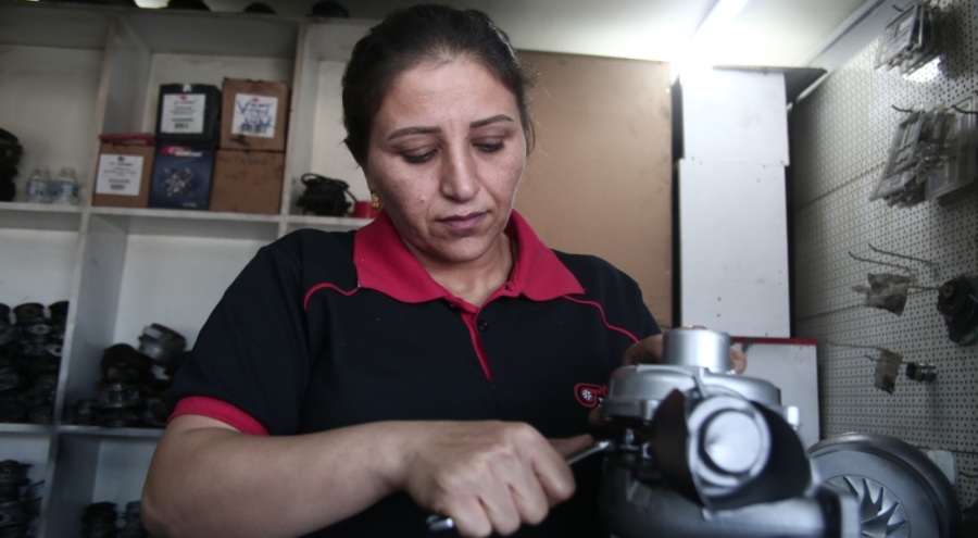 Bursa'da ev hanımlığından sanayide ustalığa: Turbocu Aynur Usta'dan örnek hikaye