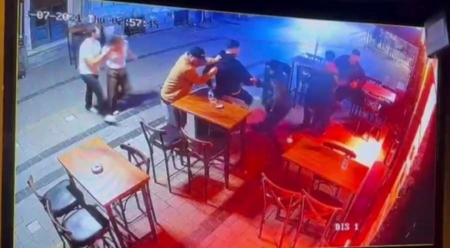 Eğlence merkezine ateş açıldı