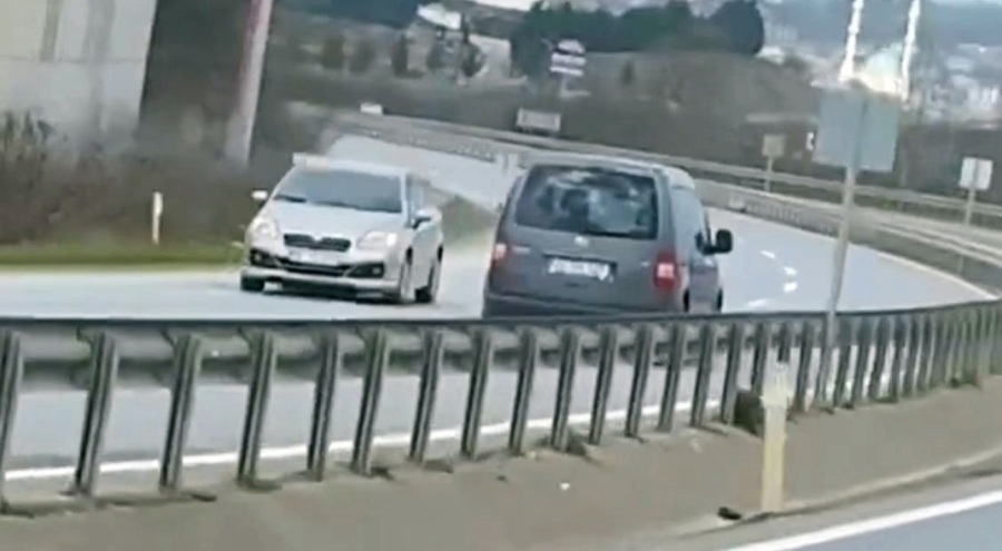 Tehlikeli yolculuk! Duble yolda ters yönde ilerledi