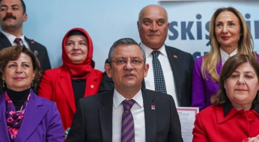 Özgür Özel: CHP'li belediyeler eşit hizmet verir