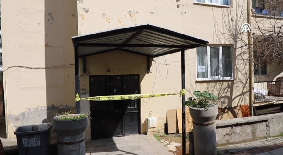 Anne ve oğlu sobadan sızan gaz sonucu hayatını kaybetti