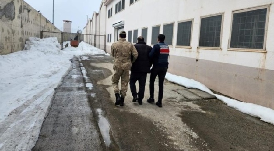 Firari hükümlü saklandığı ahırda kıskıvrak yakalandı