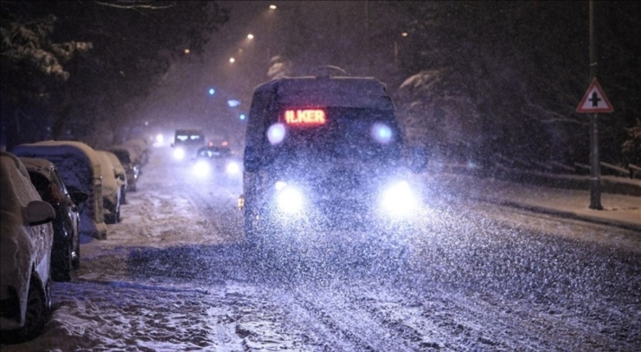 Ankara'da kar yağışı başladı