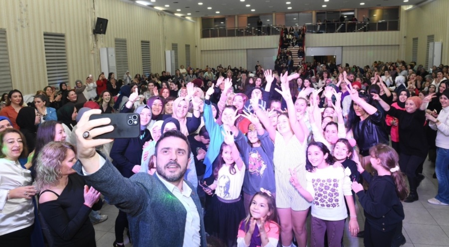 Kestel'de kadınlar, matinede doyasıya eğlendi