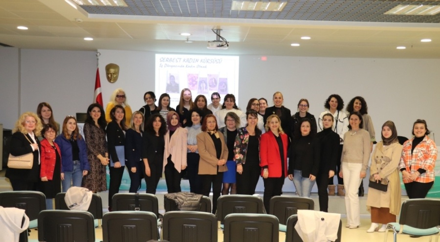 TMMOB Bursa İKK'dan iş dünyasında kadın olmak semineri: "Asla pes etmeyeceğiz"