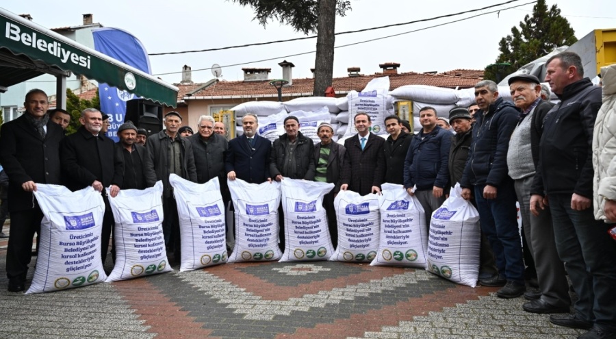 Bursa'da besiciye yem desteği