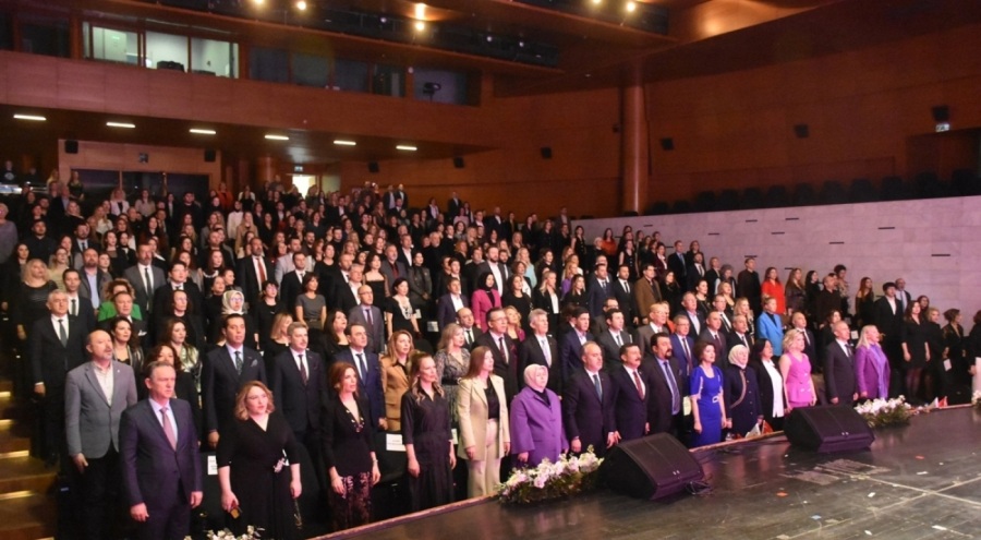 BUİKAD tarafından Yılın Başarılı Kadınları' ödül töreni düzenlendi
