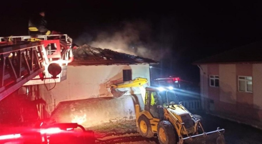 Mutfak tüpü patladı, yangında 1 kişi  yaşamını yitirdi