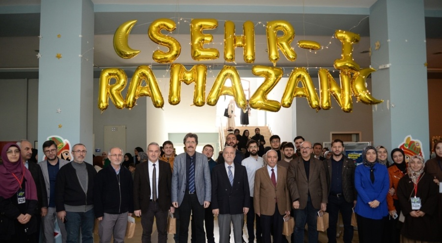 BUÜ İlahiyat Fakültesi öğrencileri Ramazan Sokağı oluşturdu