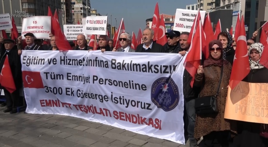 Emekli polislerden Bursa'da "3600 ek gösterge istiyoruz" çağrısı