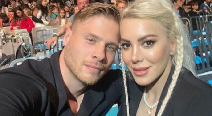 Survivor Yunus Emre canlı yayında baba olacağını öğrendi!