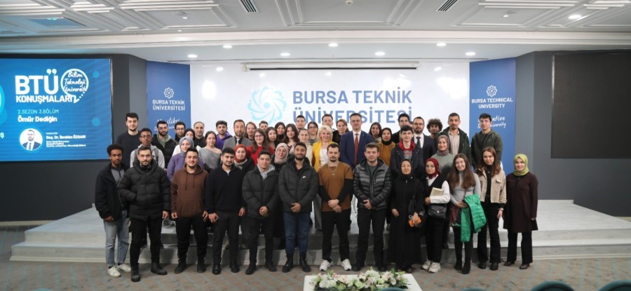 Sunucu Zeliha İlhan Doymuş, Bursa Teknik Üniversitesi öğrencileriyle buluştu