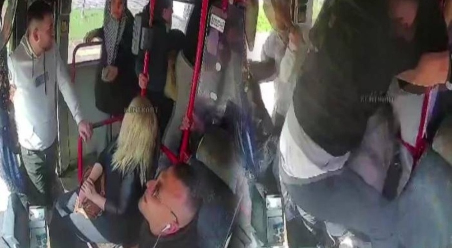 Fazla yolcu kavgasında şoförden yolcuya sopalı saldırı