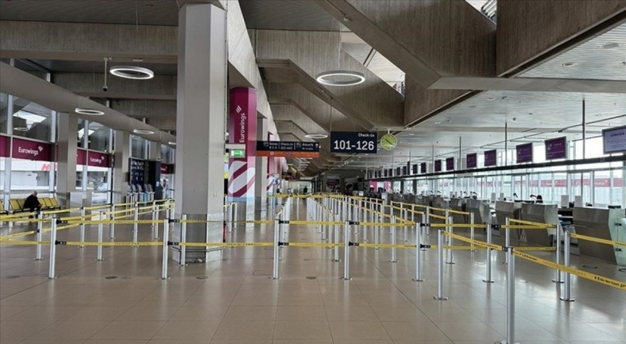 Almanya'da beş havaalanında grev