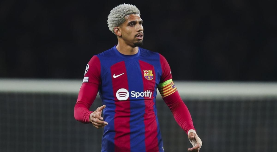 Barcelona, Araujo için 100 milyon euro istiyor