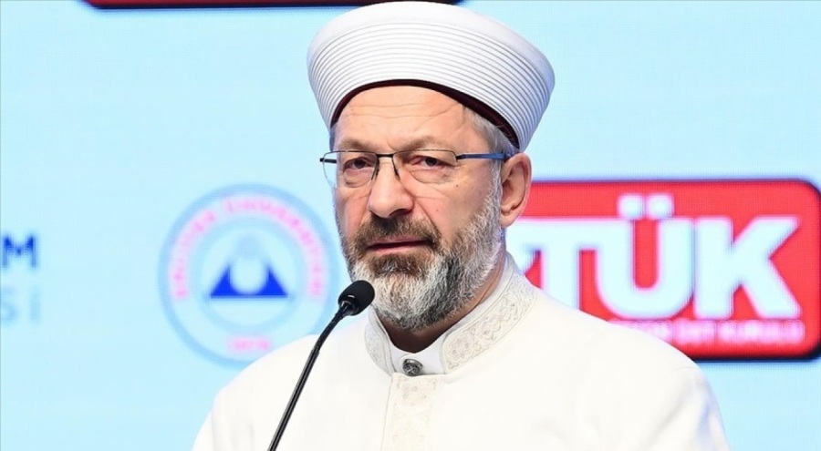 Ali Erbaş: Medya Müslümanlara yönelik nefret söylemlerinin yaygınlaştırılmasında en etkin faktörlerdendir