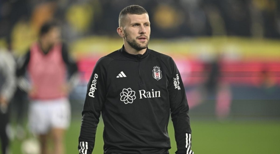 Beşiktaş'tan Ante Rebic'e yeşil ışık yakıldı