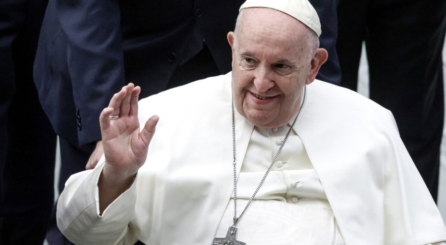 Papa Franciscus kitabından her şeyi anlattı: Vatikan'da ölmemi isteyenler var