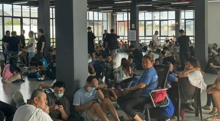 Aşk dolandırıcılığı baskını: Alıkonulan 600'den fazla kişi kurtarıldı